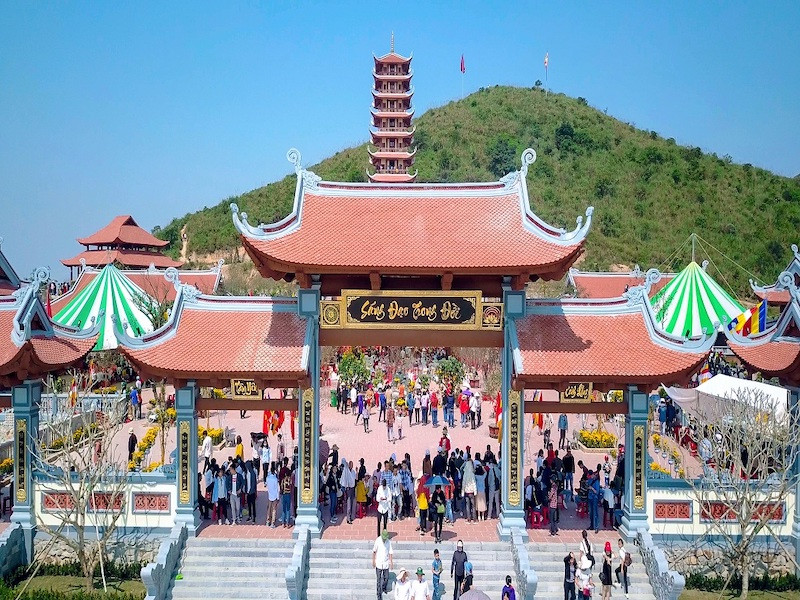 Chùa Đại Tuệ Nghệ An - Chốn tâm linh nắm giữ nhiều KỶ LỤC bậc nhất Việt Nam